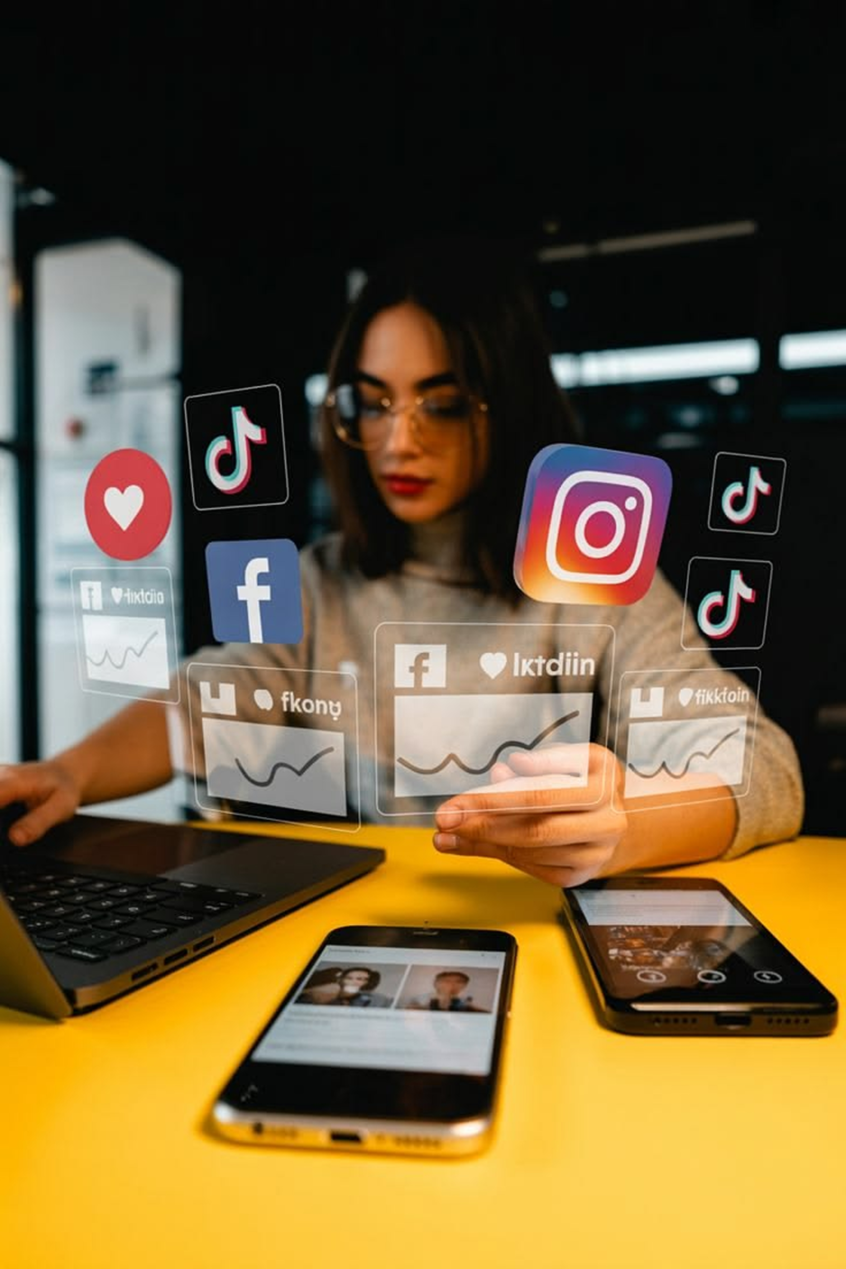 Social Media & Content Marketing